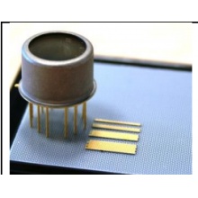 2100nm/2700nm /3000nm 5-200mW FP 激光二极管