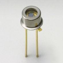 340 350 355 345nm 360nm,365nm,F5平头金属封装，紫外高功率LED
